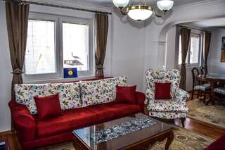 Гостевой дом Ema Guest House Плав Апартаменты с видом на озеро-5